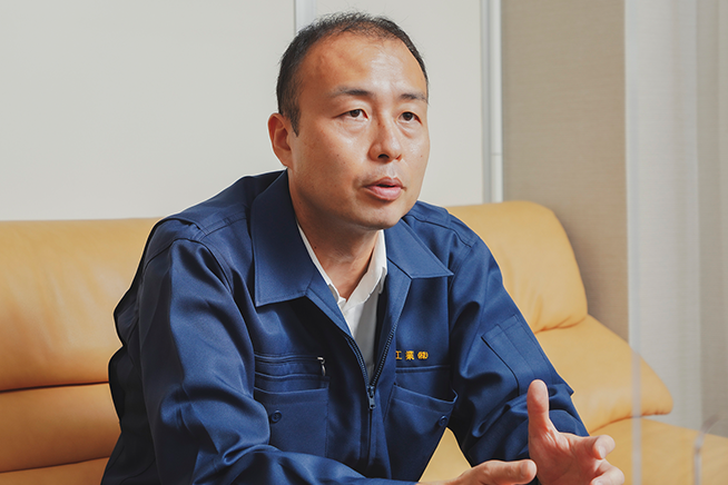 4代目社長に就任したばかりの武田雄二さん