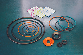 動車などに使われるゴム製品の数々