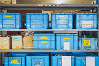 検品前の製品。やがて国内外に出荷される