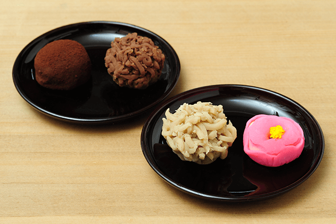 季節によってモチーフを変える「練りきり」やバレンタインシーズンにふさわしい「和ショコラ」「ショコラ餅」